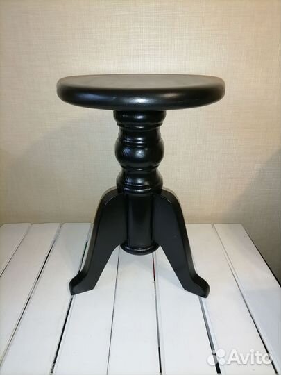 Стул для пианино винтовой
