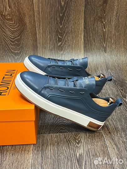 Мужские кроссовки romitan