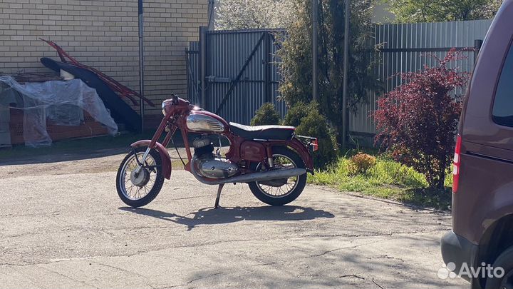 Ява старушка