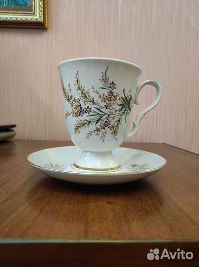 Бокал с блюдцем фарфоровый Дулево