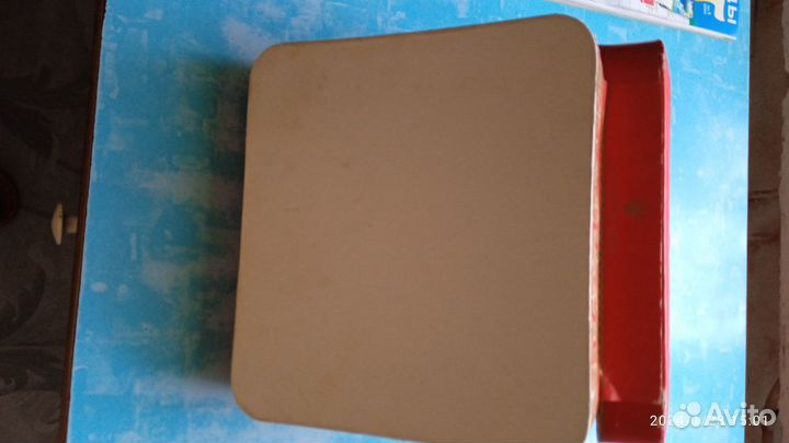 Коробка от парфюмерного набора 