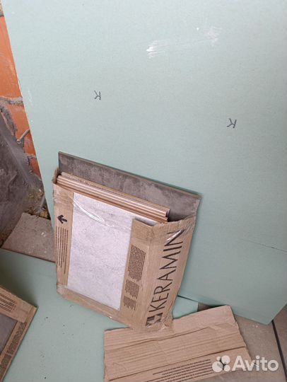 Обрезки плитки, целая плитка остатки