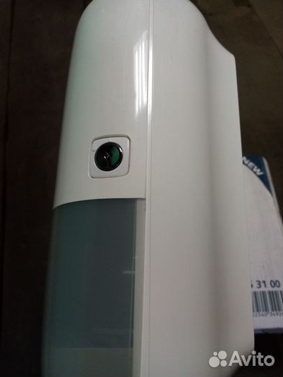 Диспенсор для салфеток новый