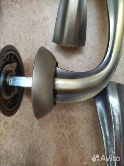 Дверные ручки межкомнатные. Morelli