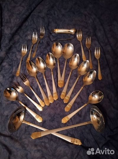 Столовые приборы из набора Royal