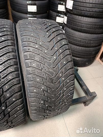 Nokian Tyres Hakkapeliitta 8 215/55 R16 97T