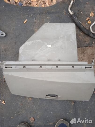 Бардачок Renault Megan 2