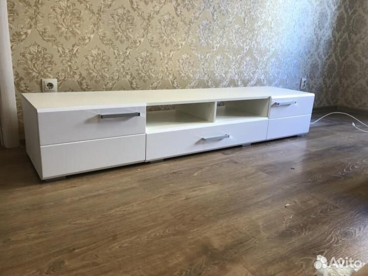 Тумба под тв