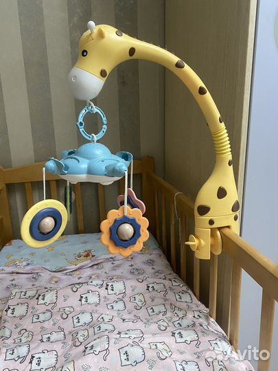 Мобиль для детской кроватки