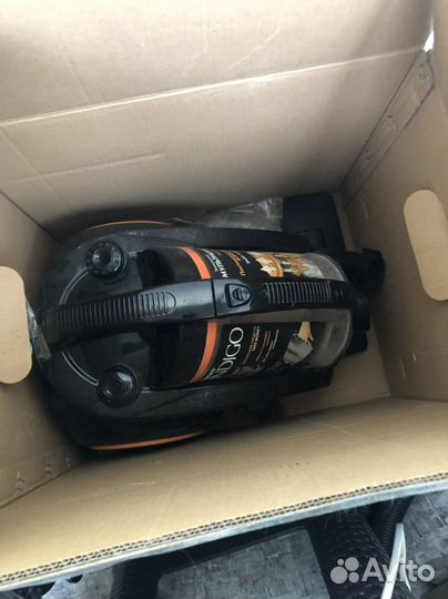 Пылесос Scarlett IS-580