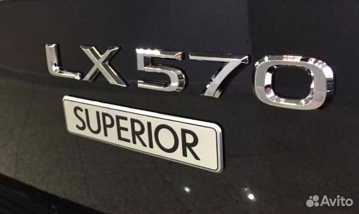 Lexus LX570 / LX450d Шильдик superior L6NM1