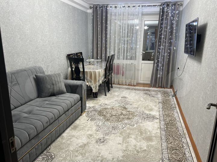 4-к. квартира, 100 м², 1/5 эт.