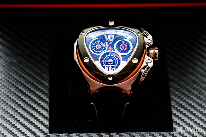 Tonino Lamborghini Оригинал новые Часы Spyder 3005