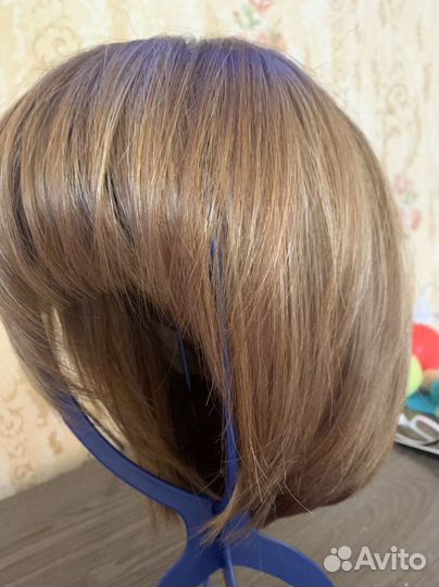 Парик из натуральных волос каре