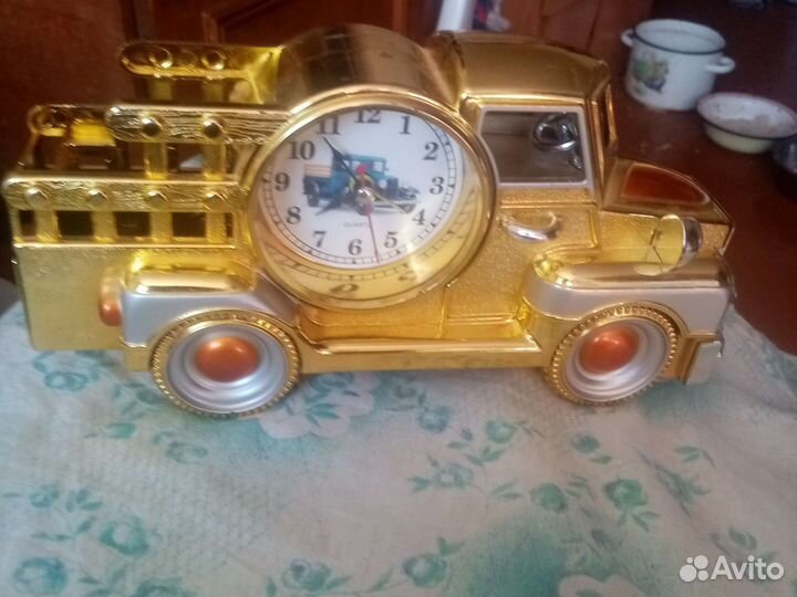 Машинка будильник