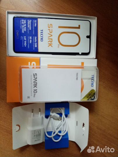 TECNO Spark 10 Pro, 8/128 ГБ