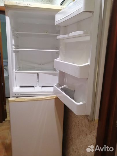 Продам холодильник бу