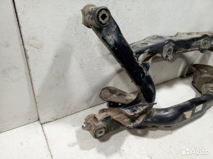 Балка задняя (подрамник) задняя Skoda Yeti 5N