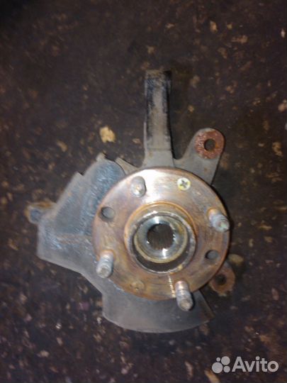 Шевроле Авео Т200 поворотные кулаки