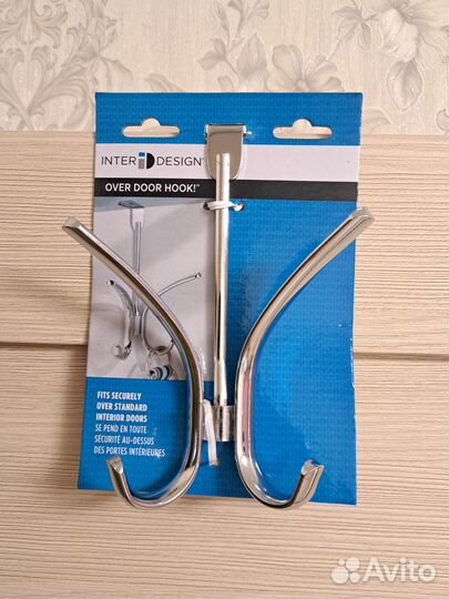 Вешалка на дверь