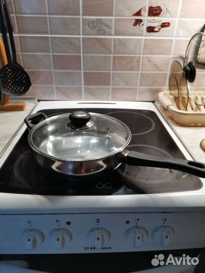 Сковорода - сотейник