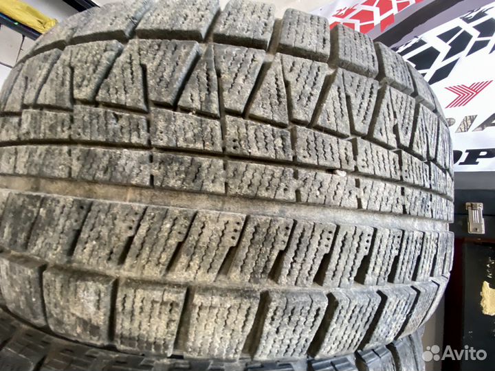 Bridgestone Blizzak LM005 DriveGuard 245/45 R17