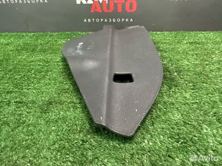 Накладка центральной консоли левая Hyundai Elantra