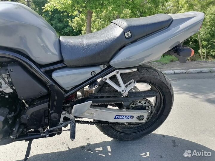 Yamaha fz400