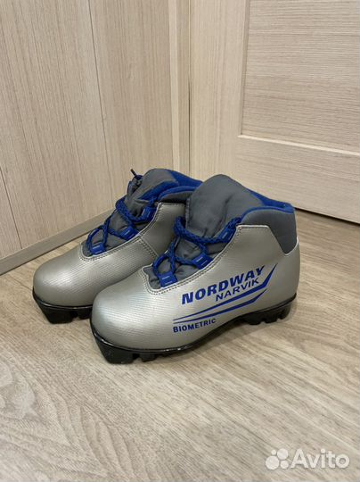 Лыжные ботинки, 29 размер