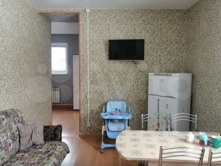 Дом 101 м² на участке 8 сот.