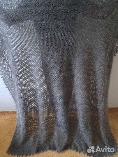 Пуховый платок. Теплая шаль