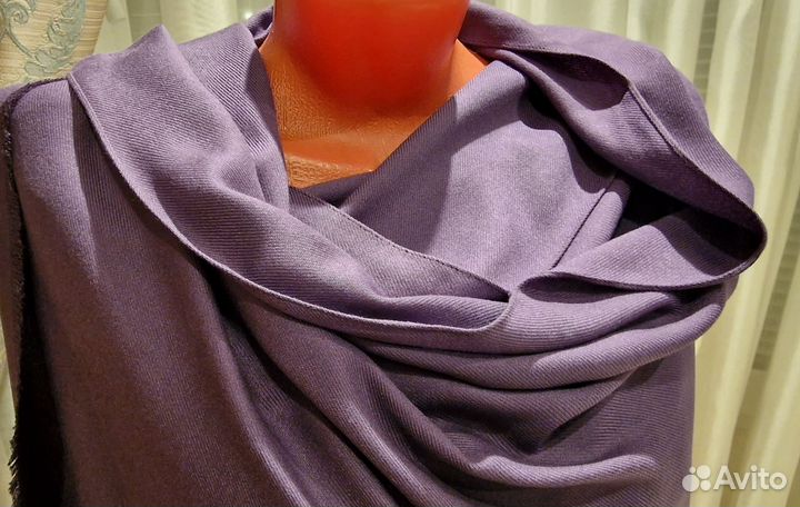 Палантин новый moschino Италия, 70х180см