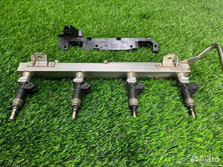 Топливная рейка Bmw 1 E87 N45B16 2005