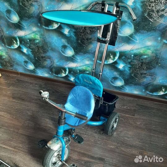 Детский велосипед с ручкой