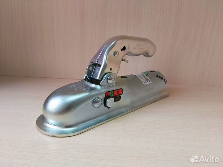 Замковое устройство прицепа d60 1400/100 кг K 14B