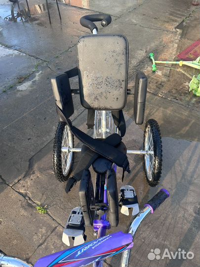 Велосипед-тренажер для больных дцп