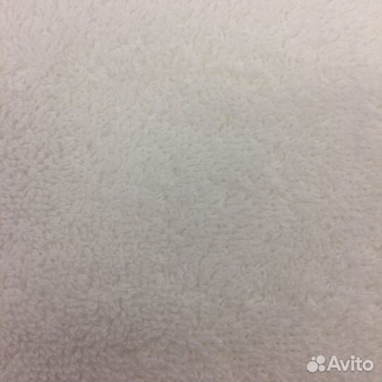 Полотенца махровые белые для дома и отеля