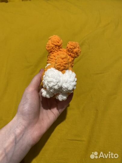 Вязанный корги