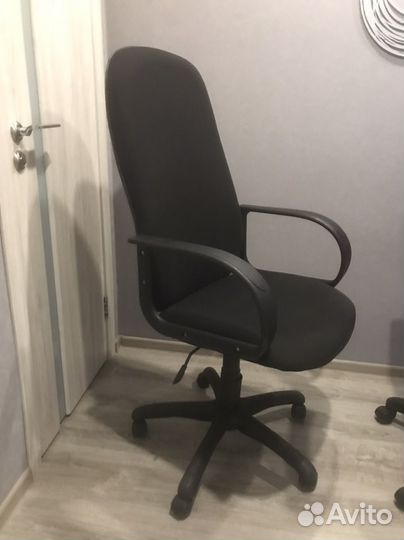Компьютерное, офисное кресло