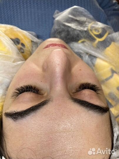 Наращивание ресниц на дому