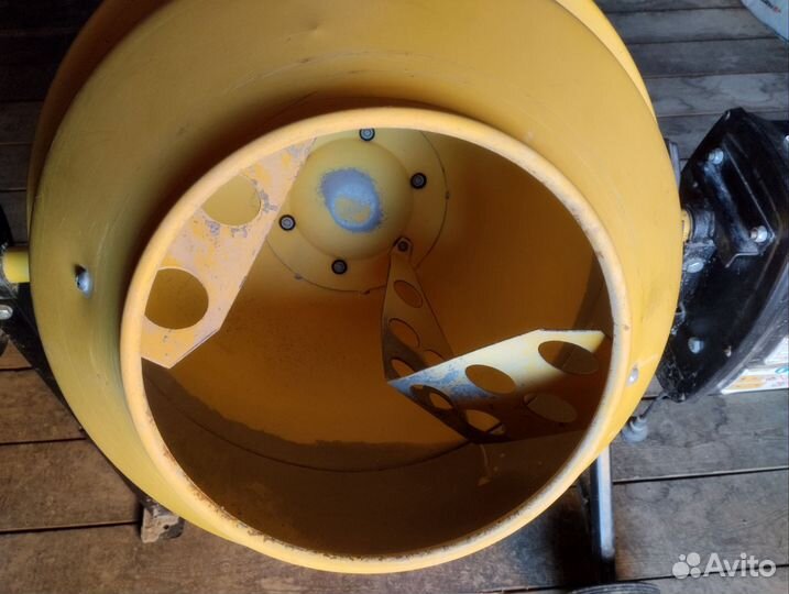 Бетономешалка бу