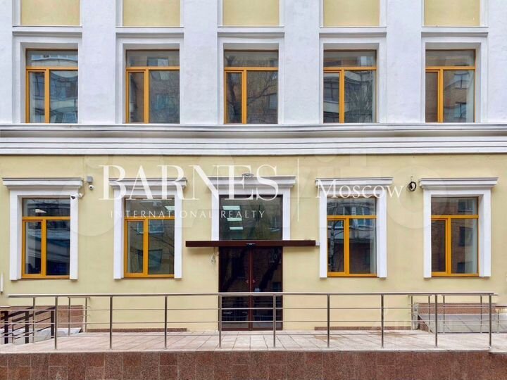Здание 3697,6 кв.м. на Арбате