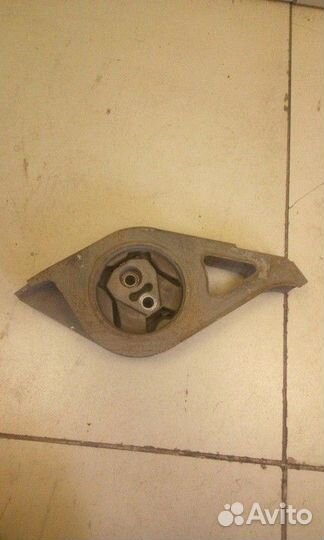 Опора двигателя правая LADA Kalina