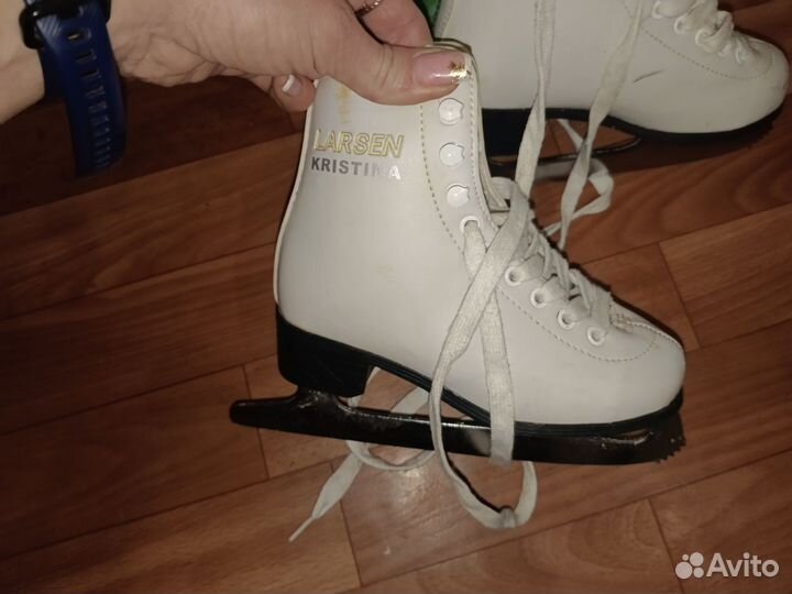 Коньки фигурные