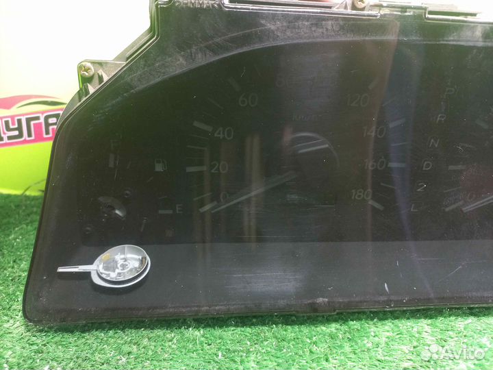 Щиток приборов toyota AT210,AT211,ST210,ST215 coro