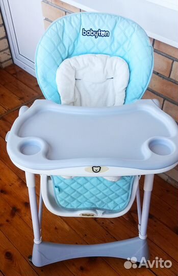 Детский стульчик для кормления