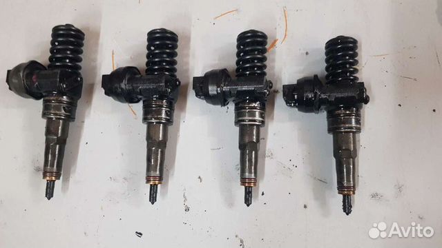 Фольксваген Туран 04 г. 1.9TDI Форсунка дизельная