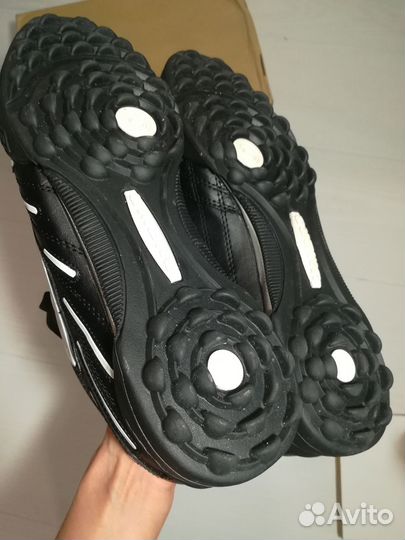 Футбольные шиповки umbro р.40 новые