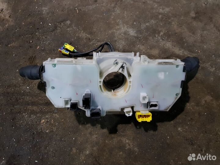 Подрулевой переключатель Renault Latitude 2013