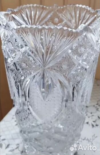 Хрустальная ваза ручной работы